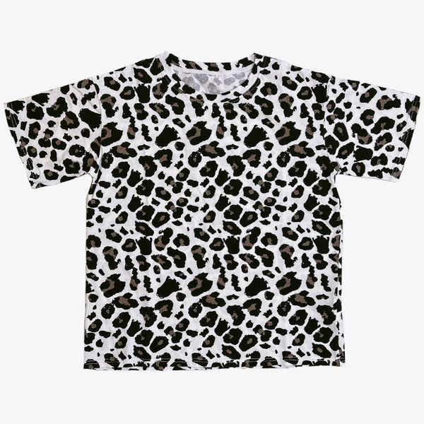 ヒョウ柄細か目】シンプルTシャツ(ホワイト/ブラウン ヒョウ柄細か目】シンプルTシャツ(ホワイト/ブラウン